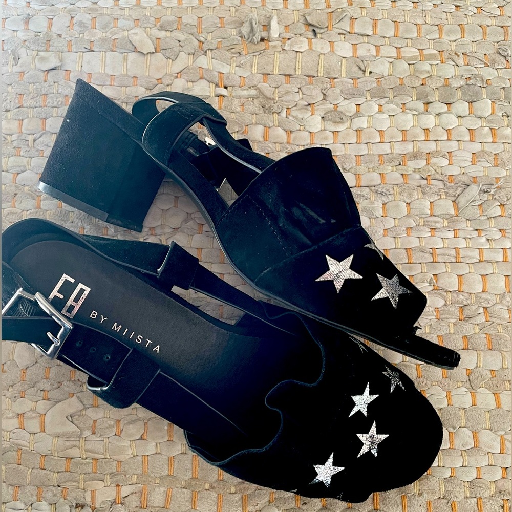 E8 by Miista Cute sandals with silver stars, suede.  Size 38